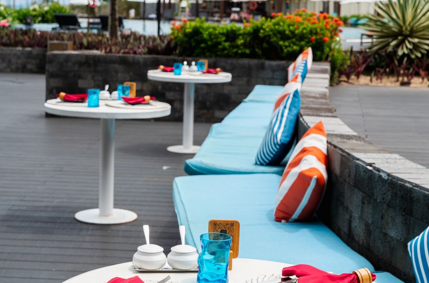 restaurants-ola-beach-club