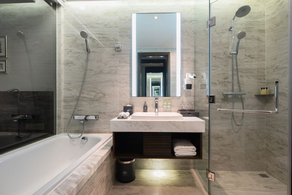 rooms-grand-deluxe-partial-sea-view-with-window