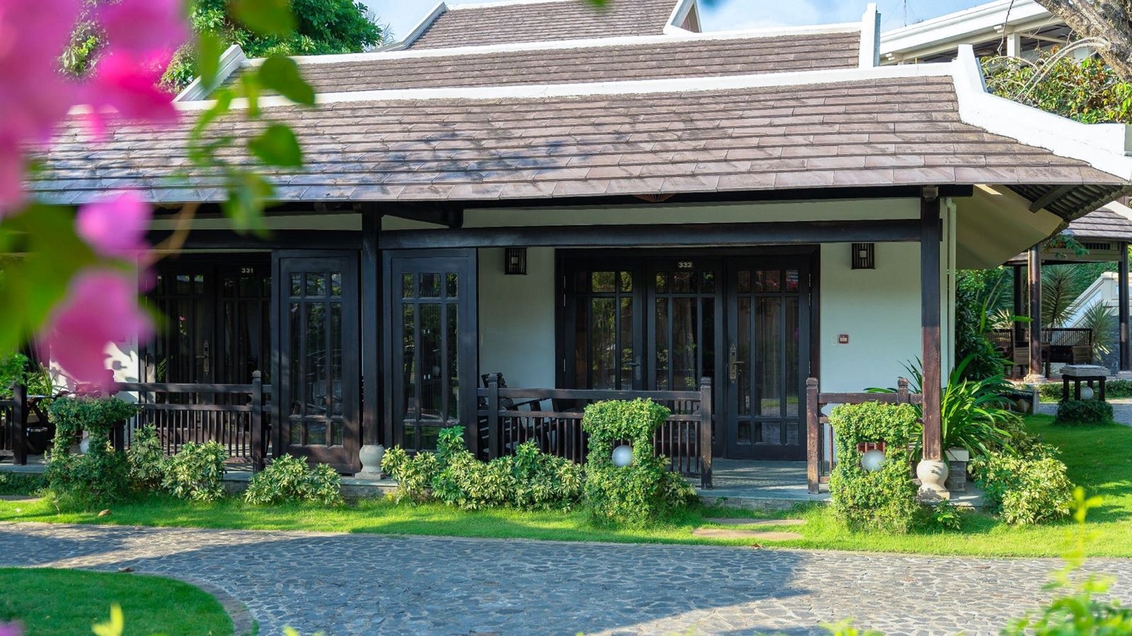 rooms-vn-countryside-bungalow-with-terrace