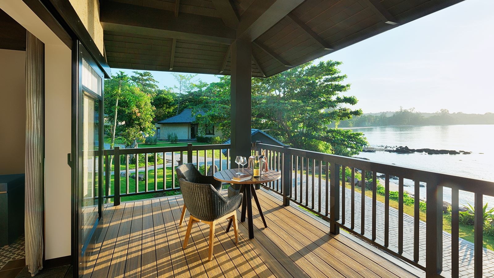 rooms-sunrise-ocean-villa-2-bedrooms