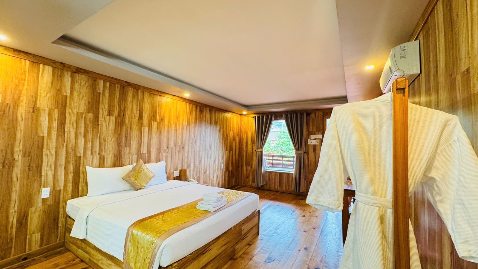 rooms-bungalow-garden-view