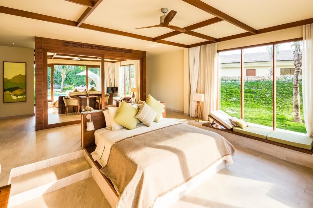 rooms-pool-villa-river-3-bedroom-spa-inclusive