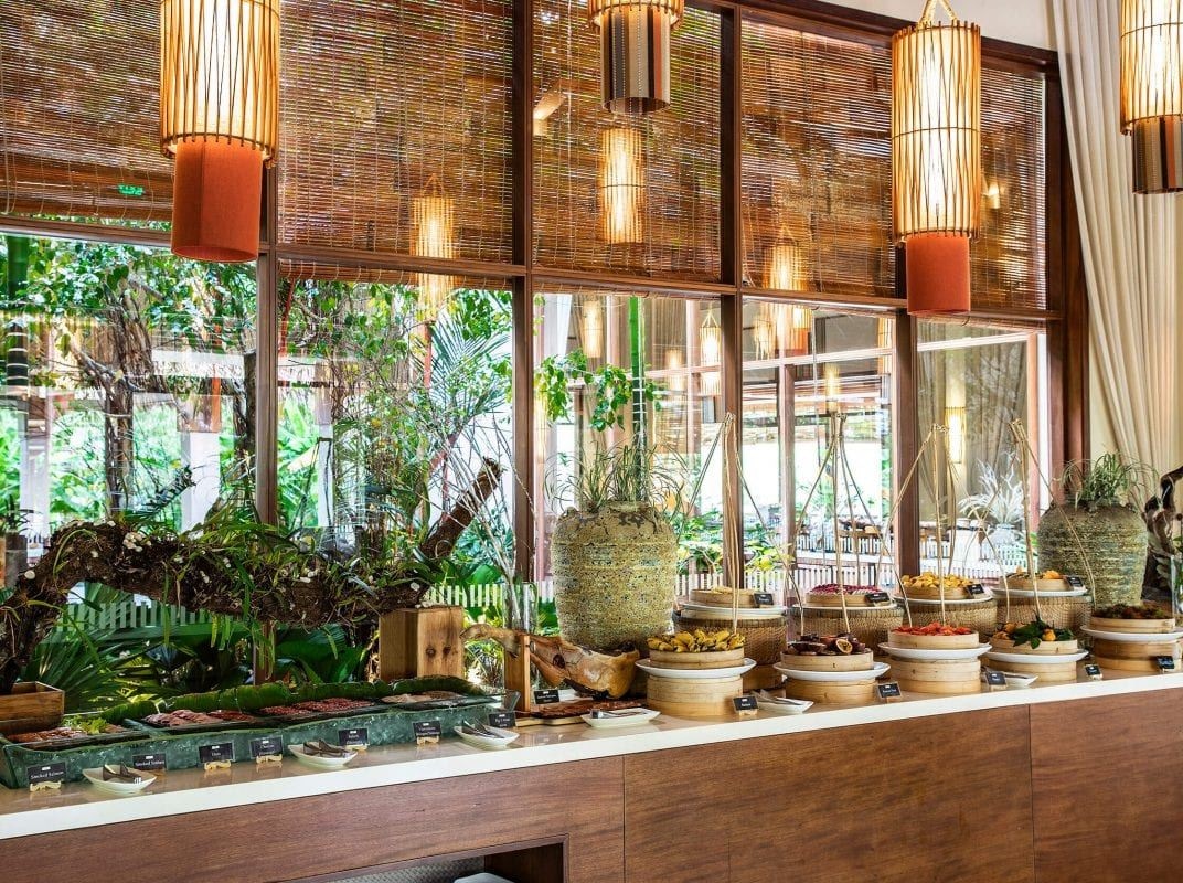 restaurants-secret-garden