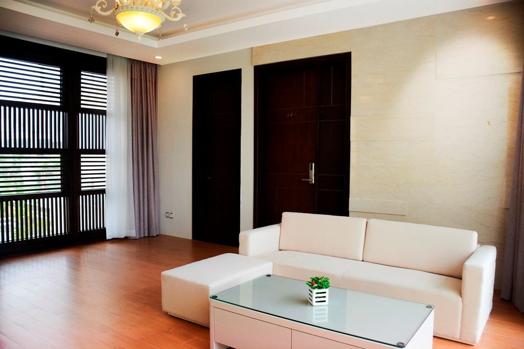 rooms-luxury-room-mountain-view