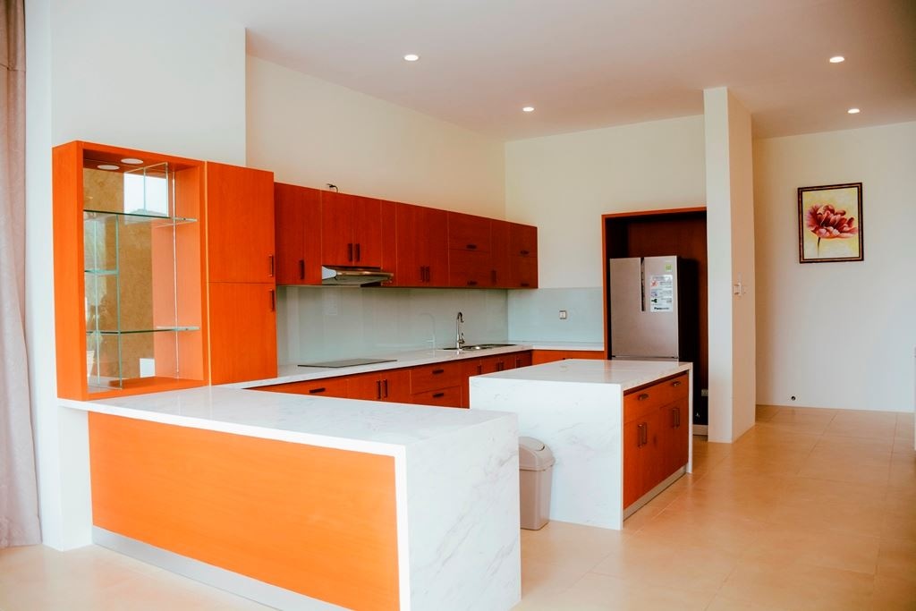 rooms-suite-room-with-pool-golf-course-view