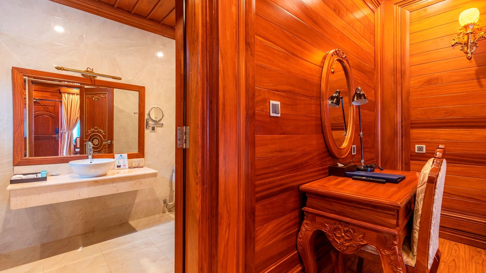 rooms-luxury-bungalow-with-terrace-child-without-extra-bed