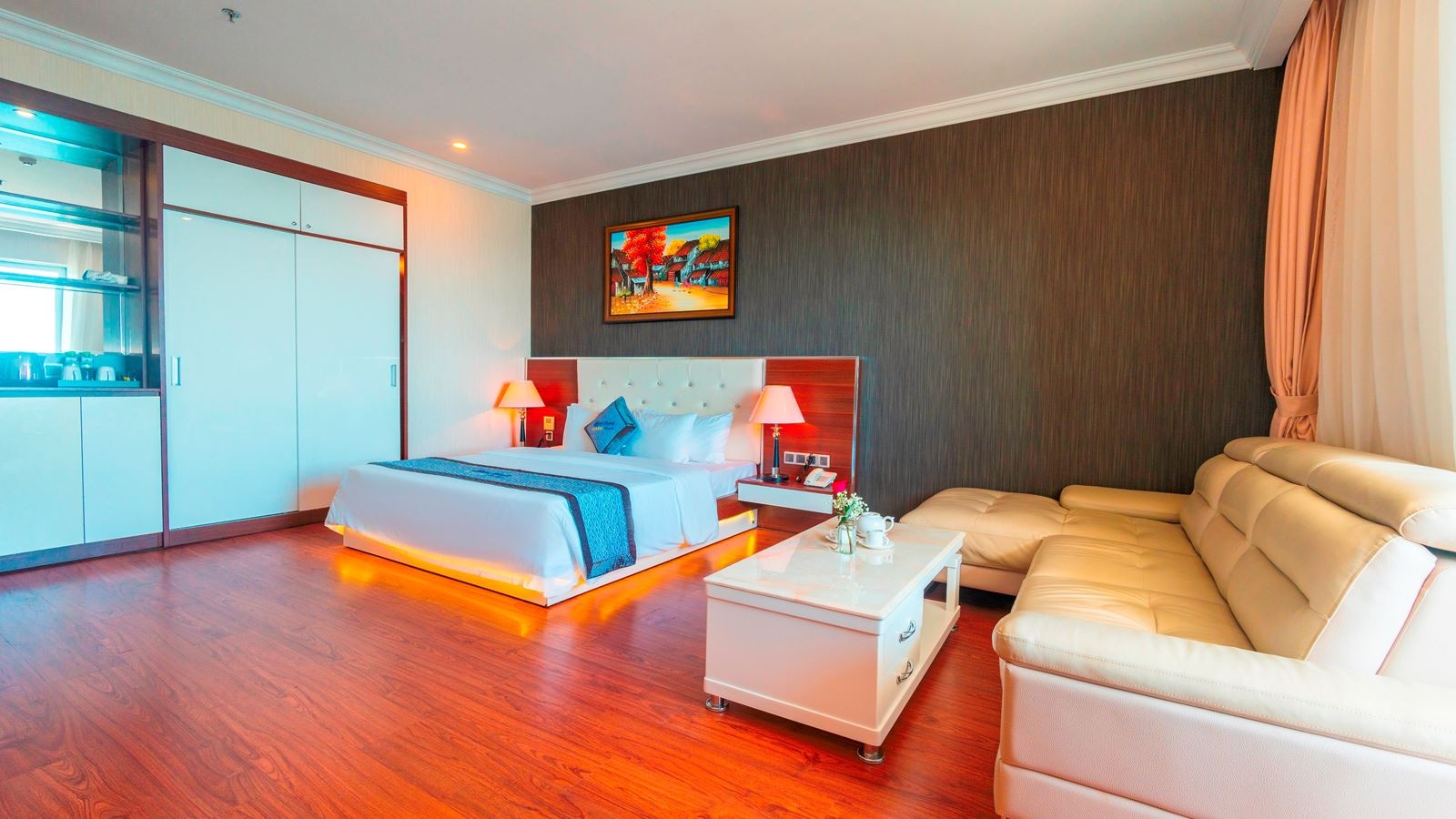 rooms-suite-sea-view-with-balcony-main-building-child-without-extra-bed