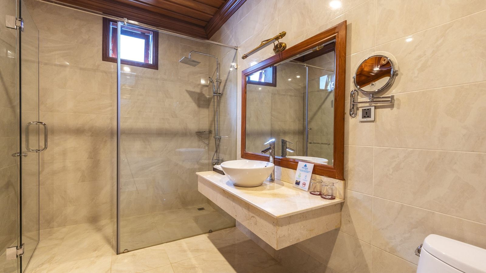 rooms-luxury-bungalow-with-terrace-child-without-extra-bed