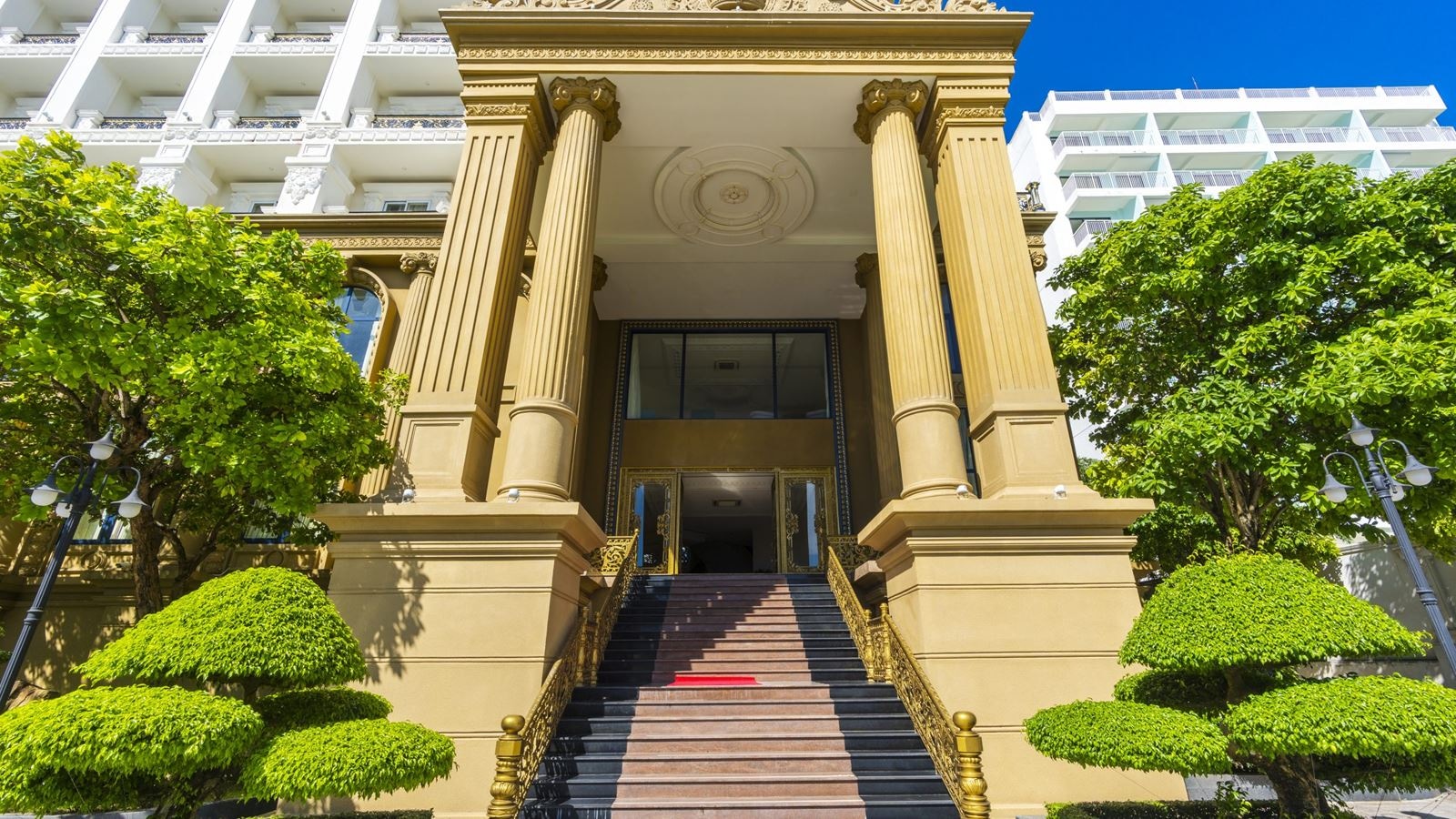 general-main-building