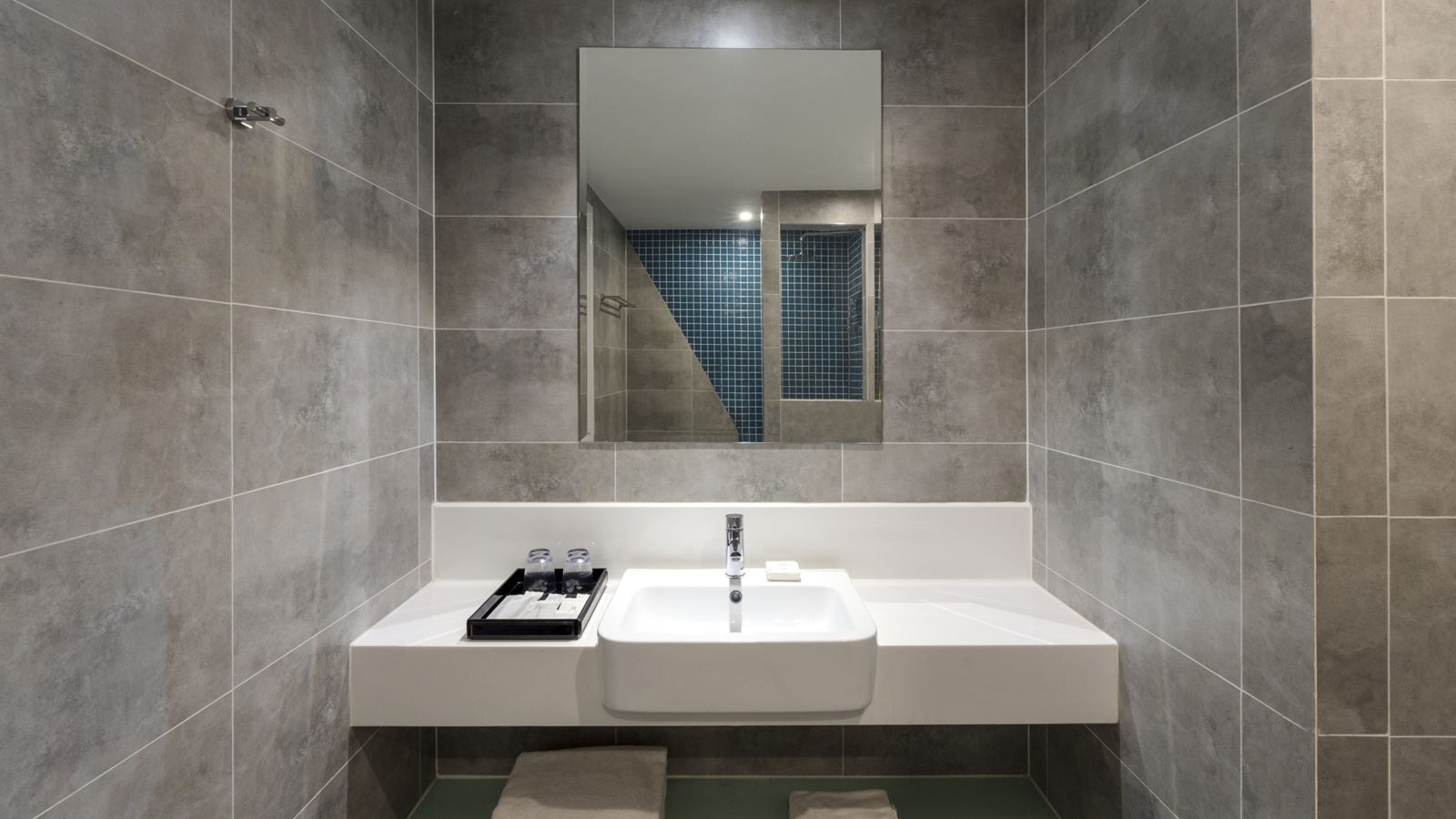 rooms-2-bedroom-deluxe-club-suite-ocean-view