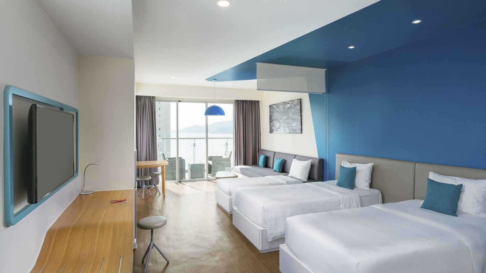 rooms-grand-deluxe-club-room-ocean-view