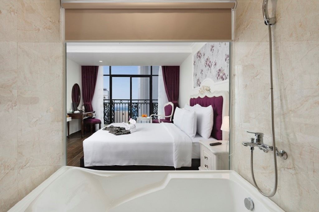 rooms-room-executive-double-balcony-child-without-extra-bed