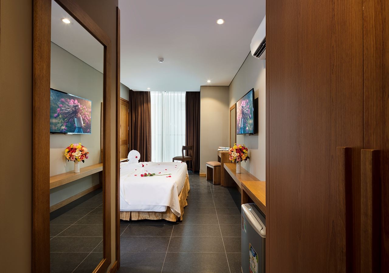 rooms-room-deluxe-with-balcony