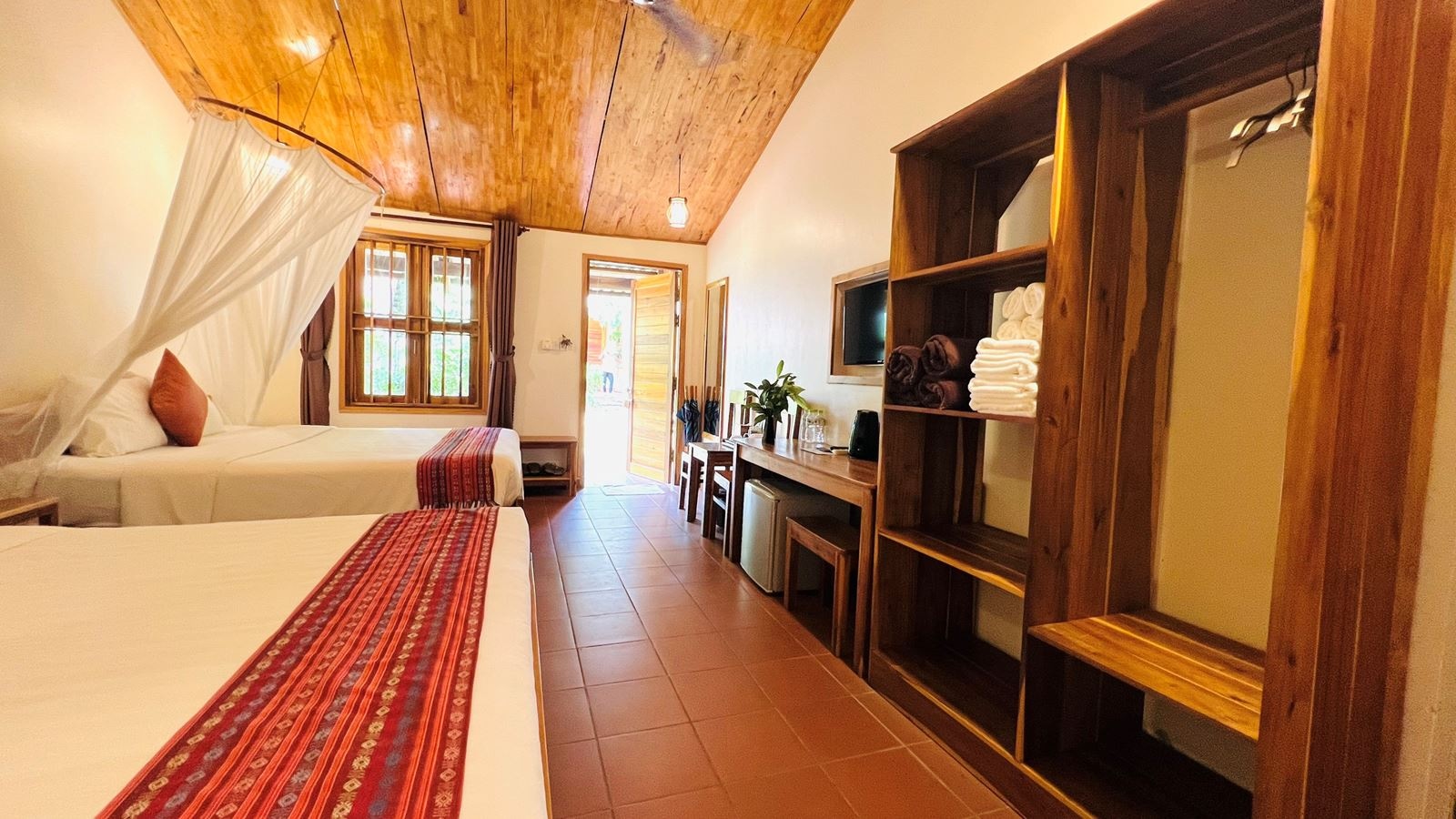 rooms-family-bungalow