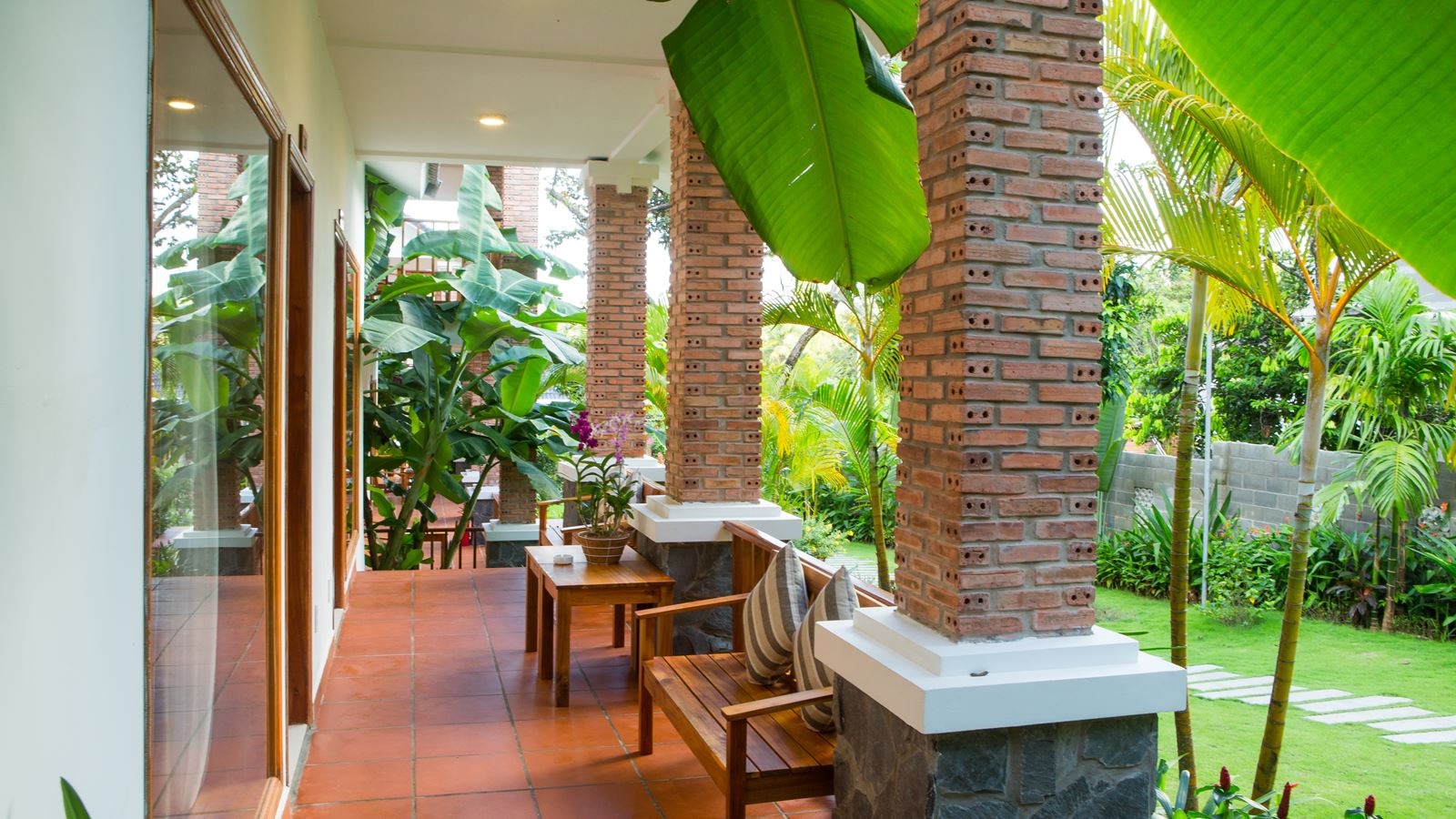 rooms-villa-family-two-bedrooms