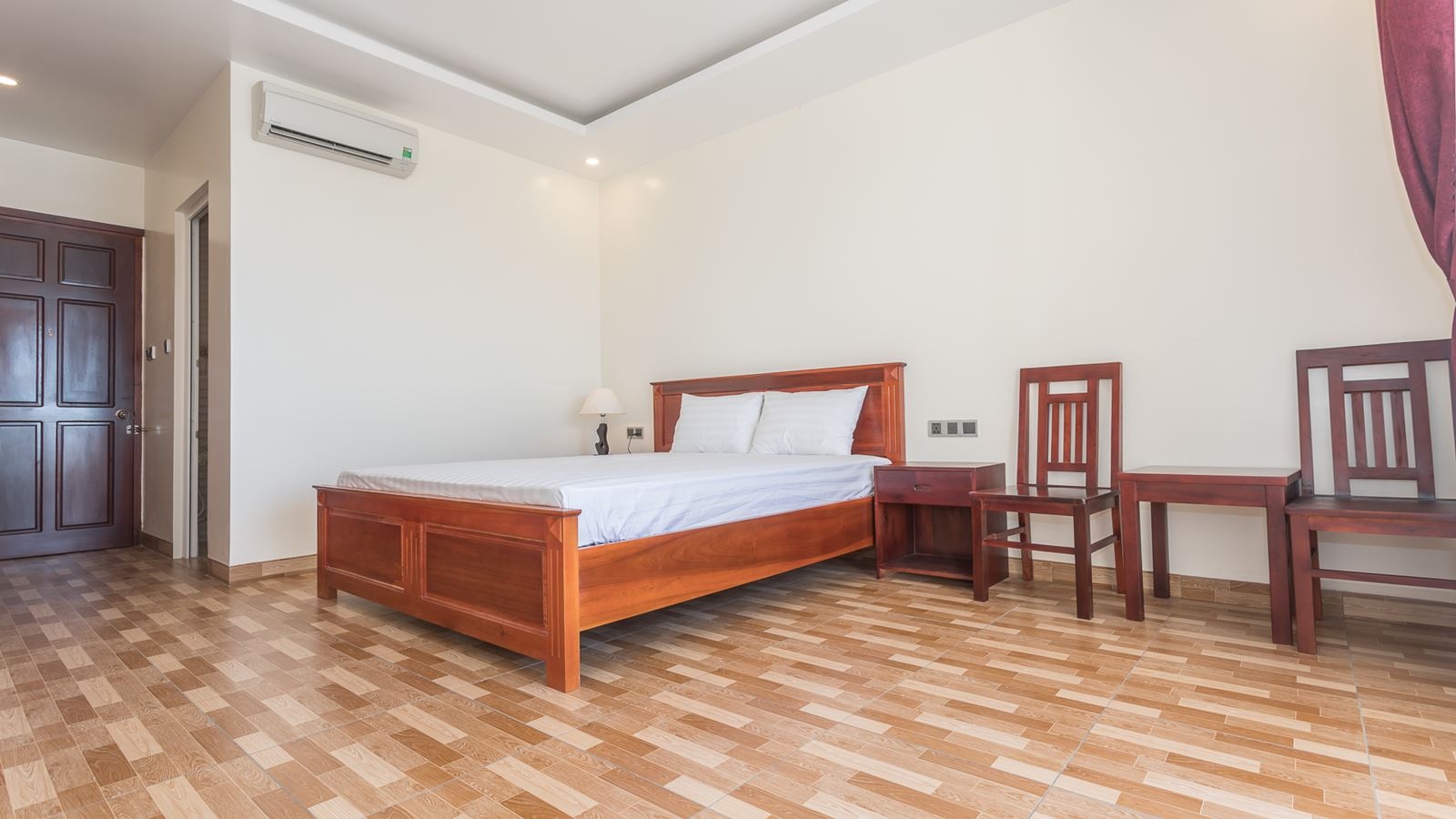 rooms-deluxe-sea-view