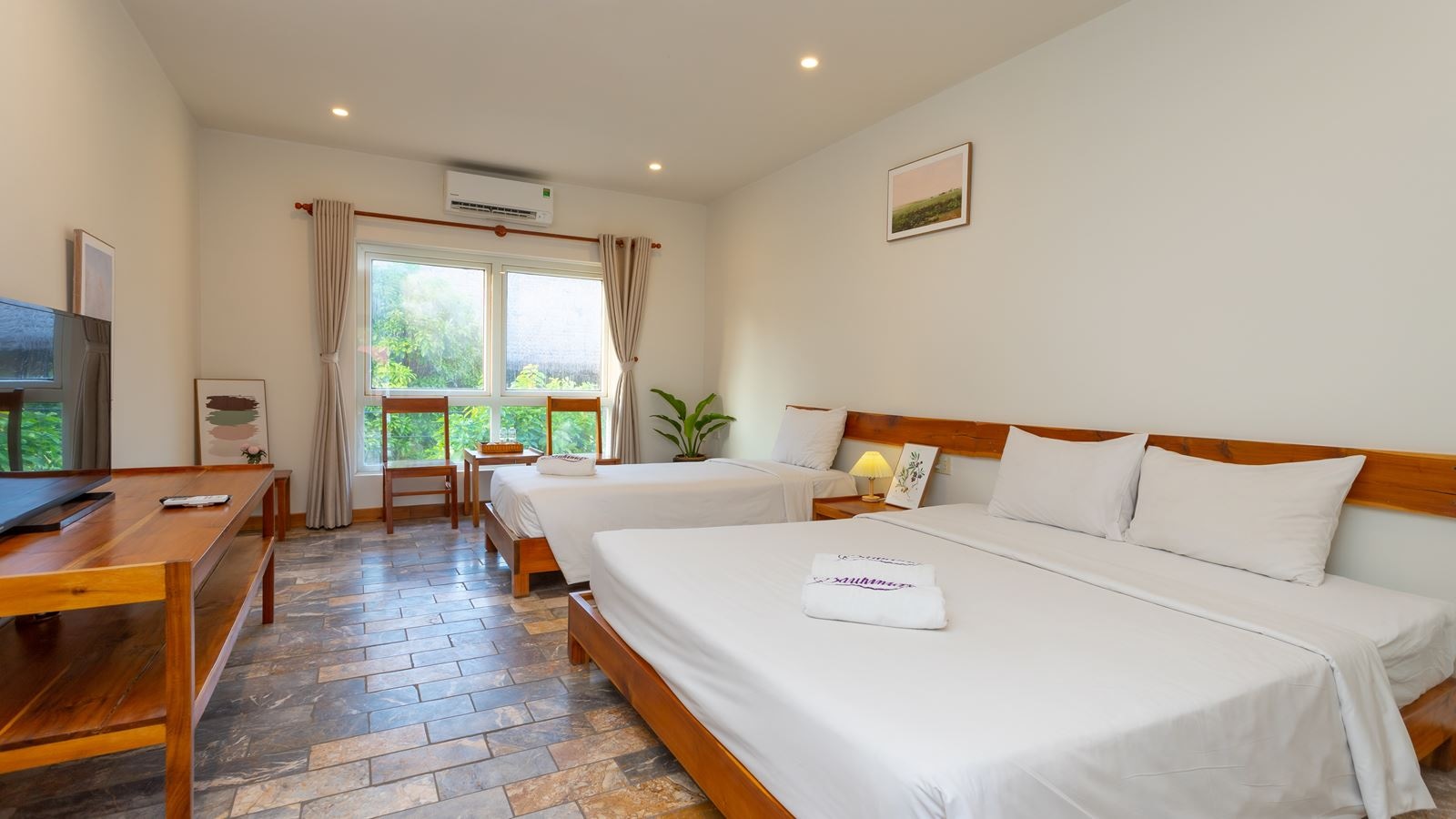 rooms-room-superior-triple