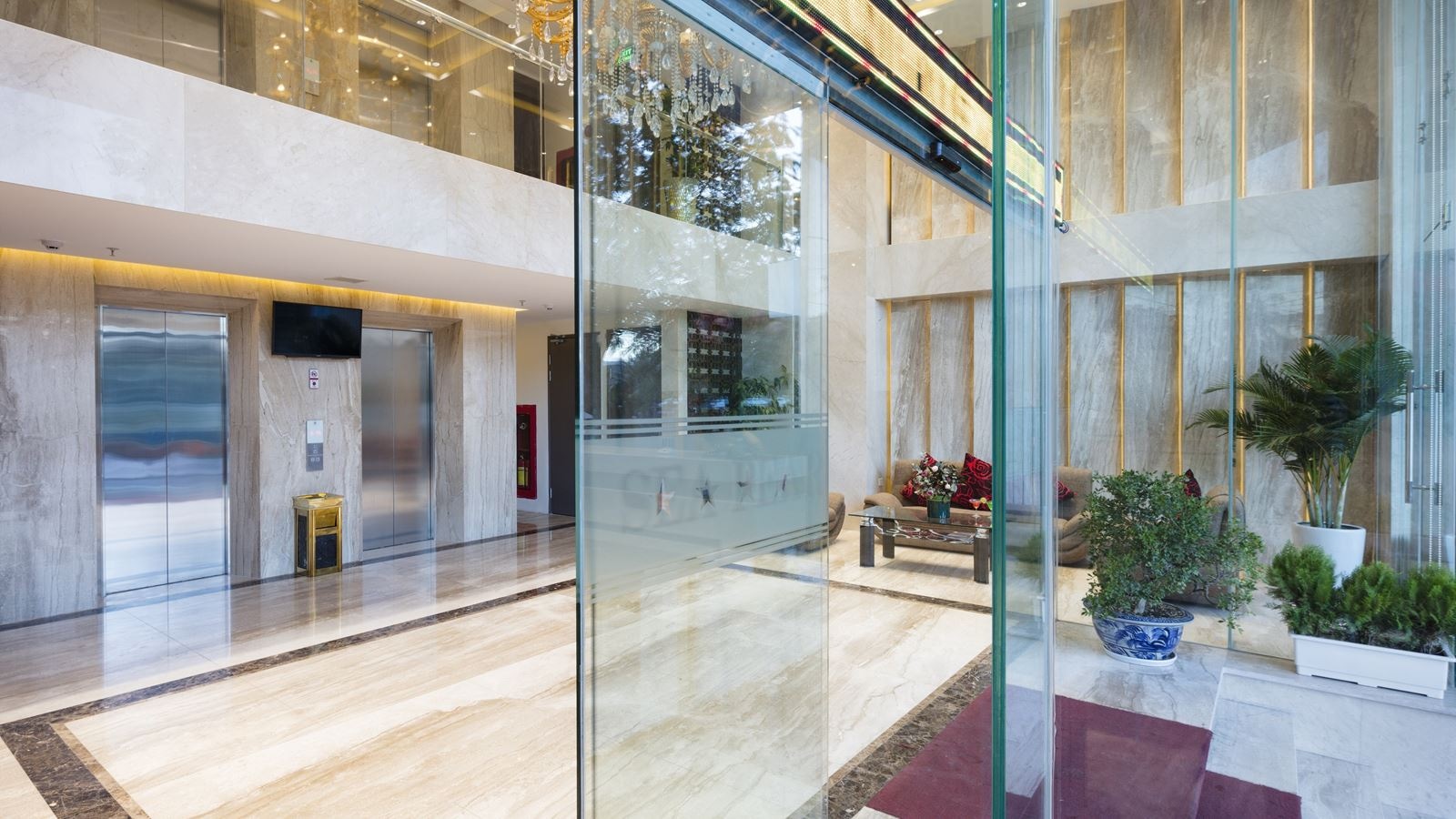 general-main-building