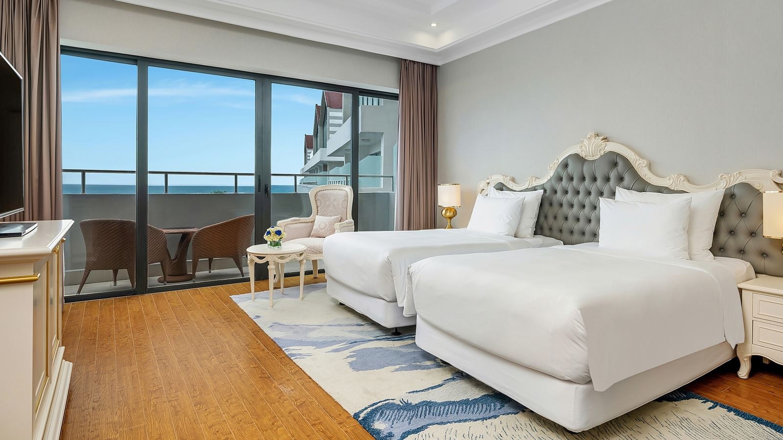 rooms-deluxe-sea-view-child-without-extra-bed