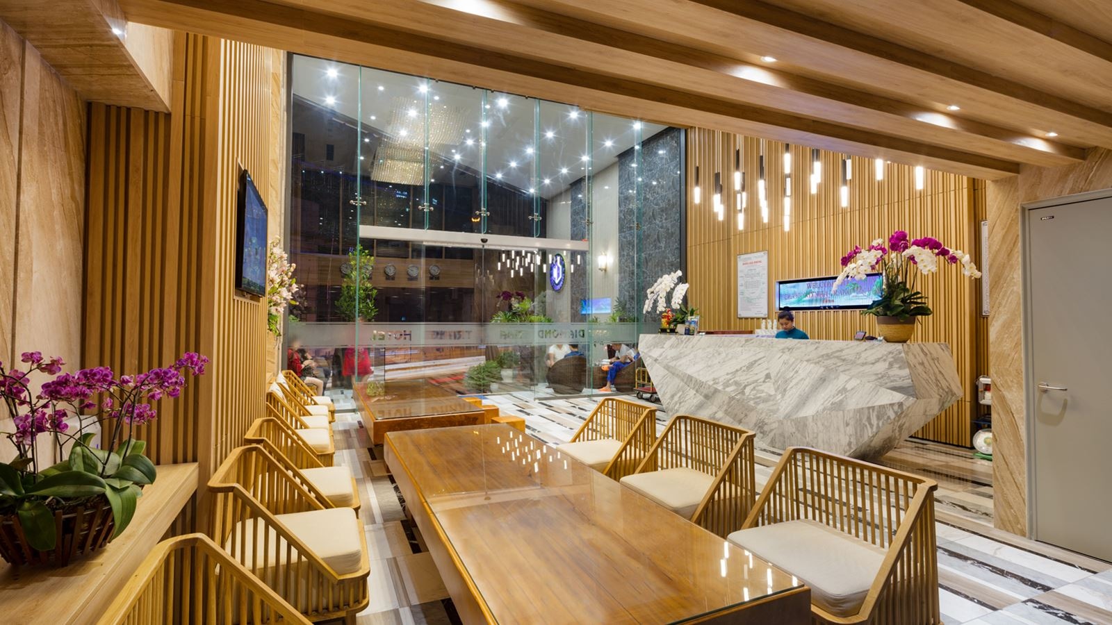 general-main-building