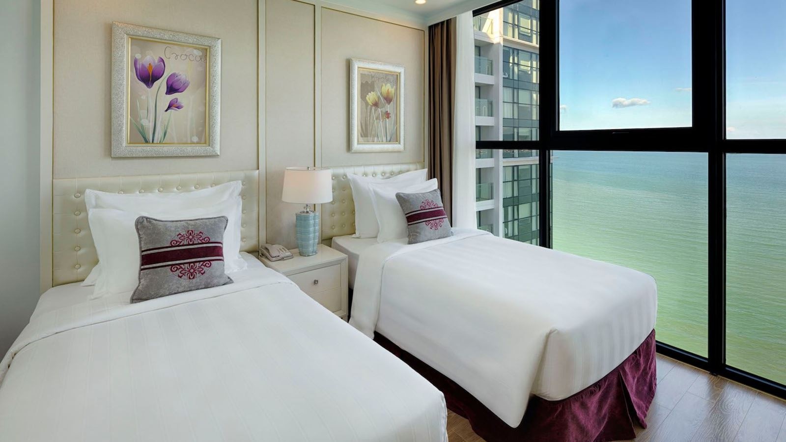 rooms-grand-2bedroom-suite-ocean-view-no-extra-bed