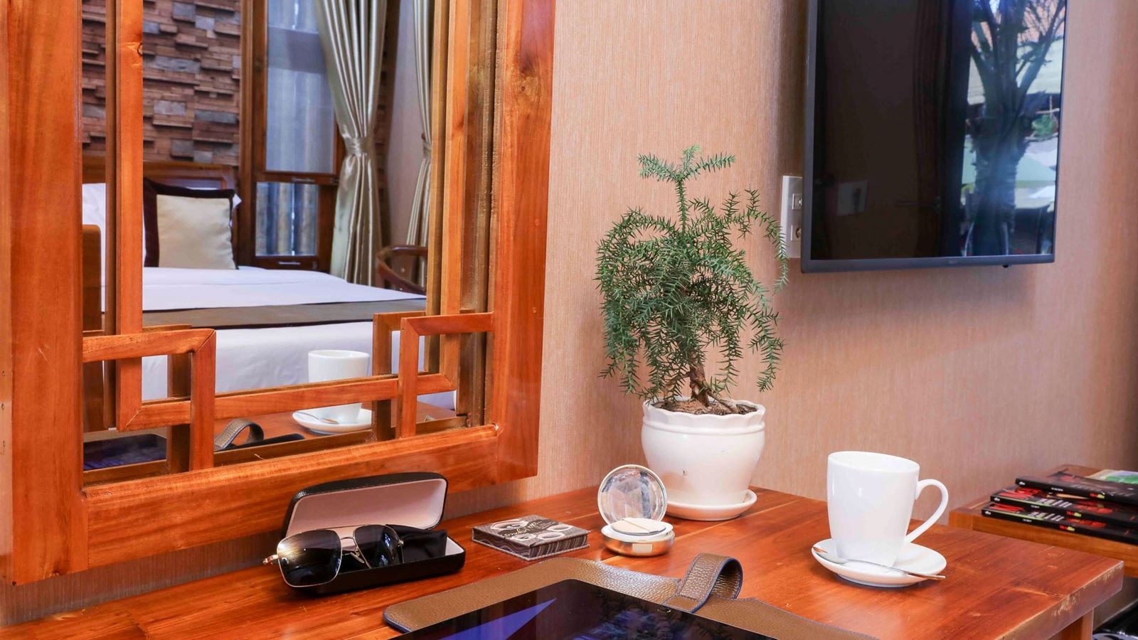 rooms-superior-with-balcony