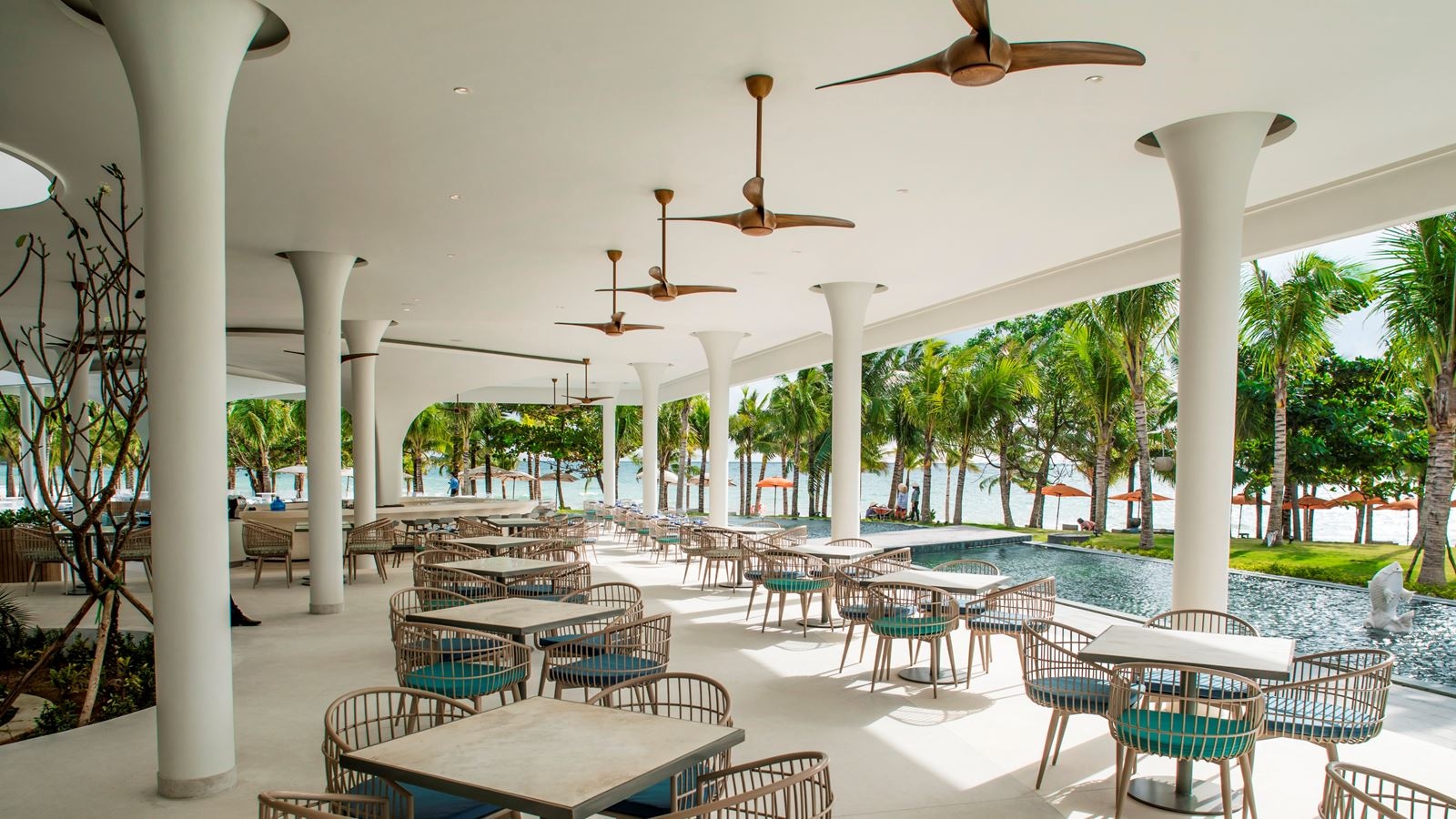 restaurants-clubhouse