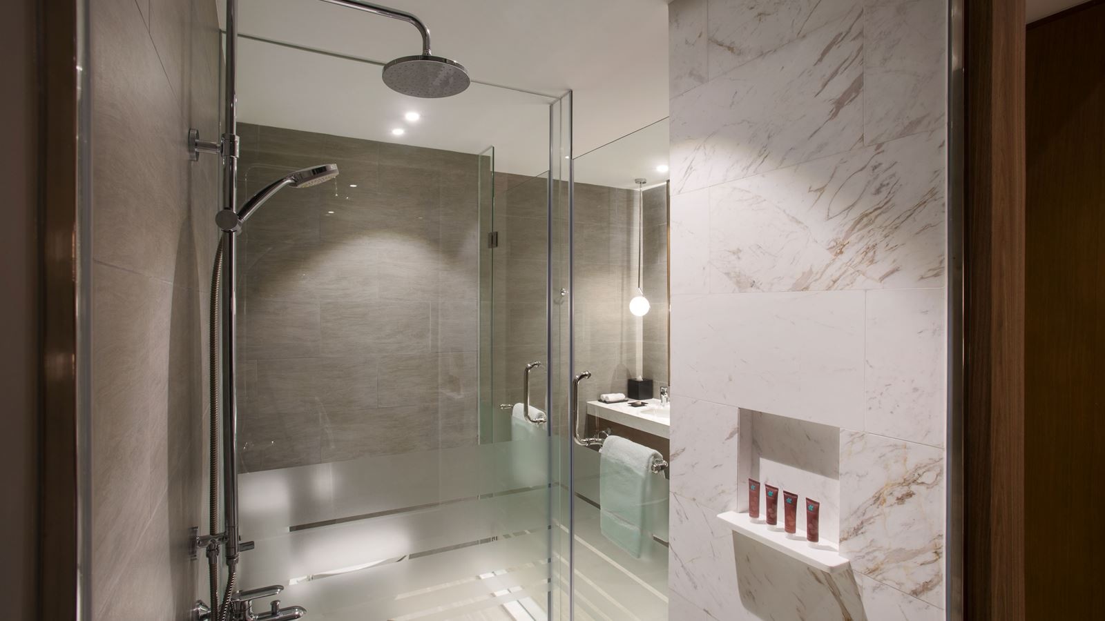 rooms-standard-room-with-balcony-no-extra-bed-with-meals