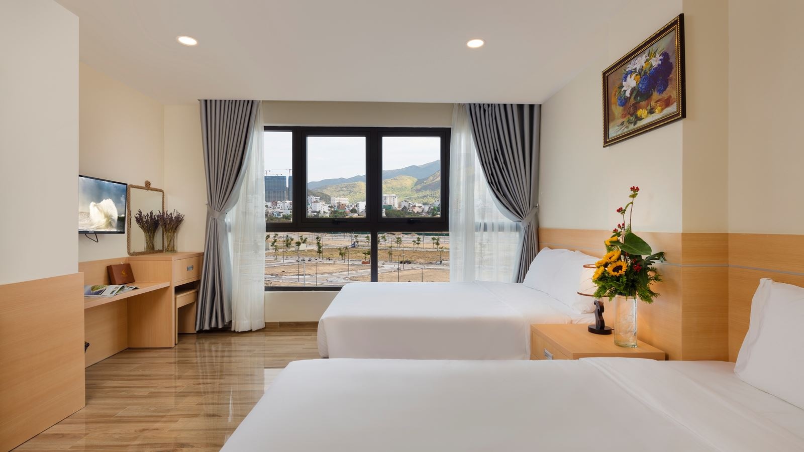 rooms-deluxe-mountain-view
