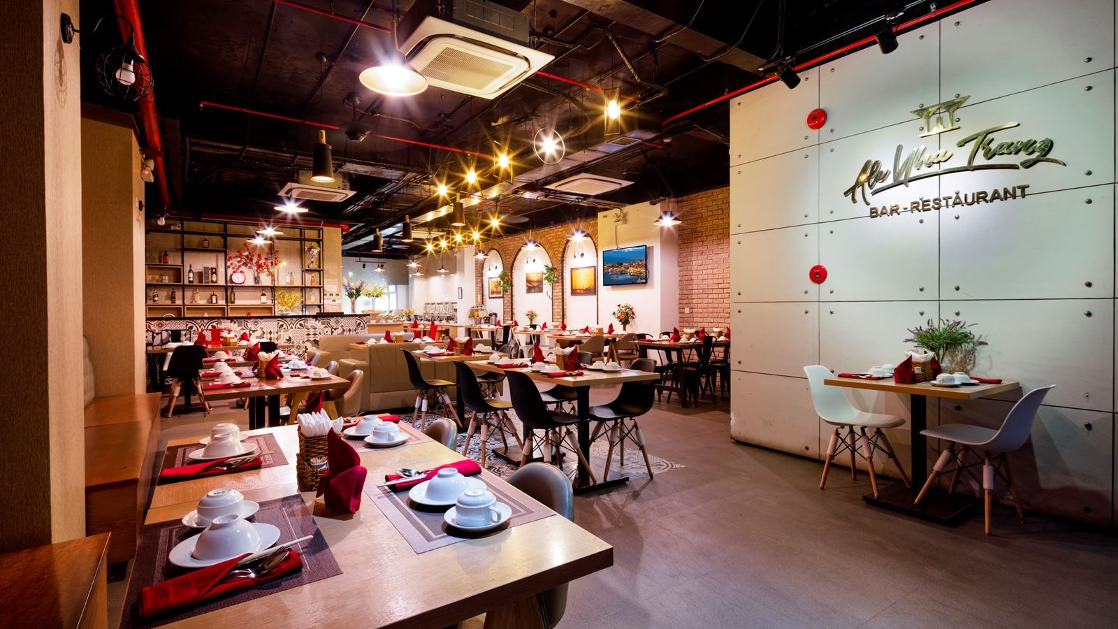 restaurants-restaurant