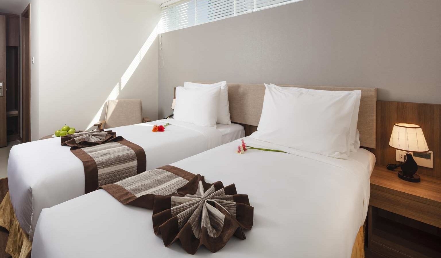 rooms-superior-no-window