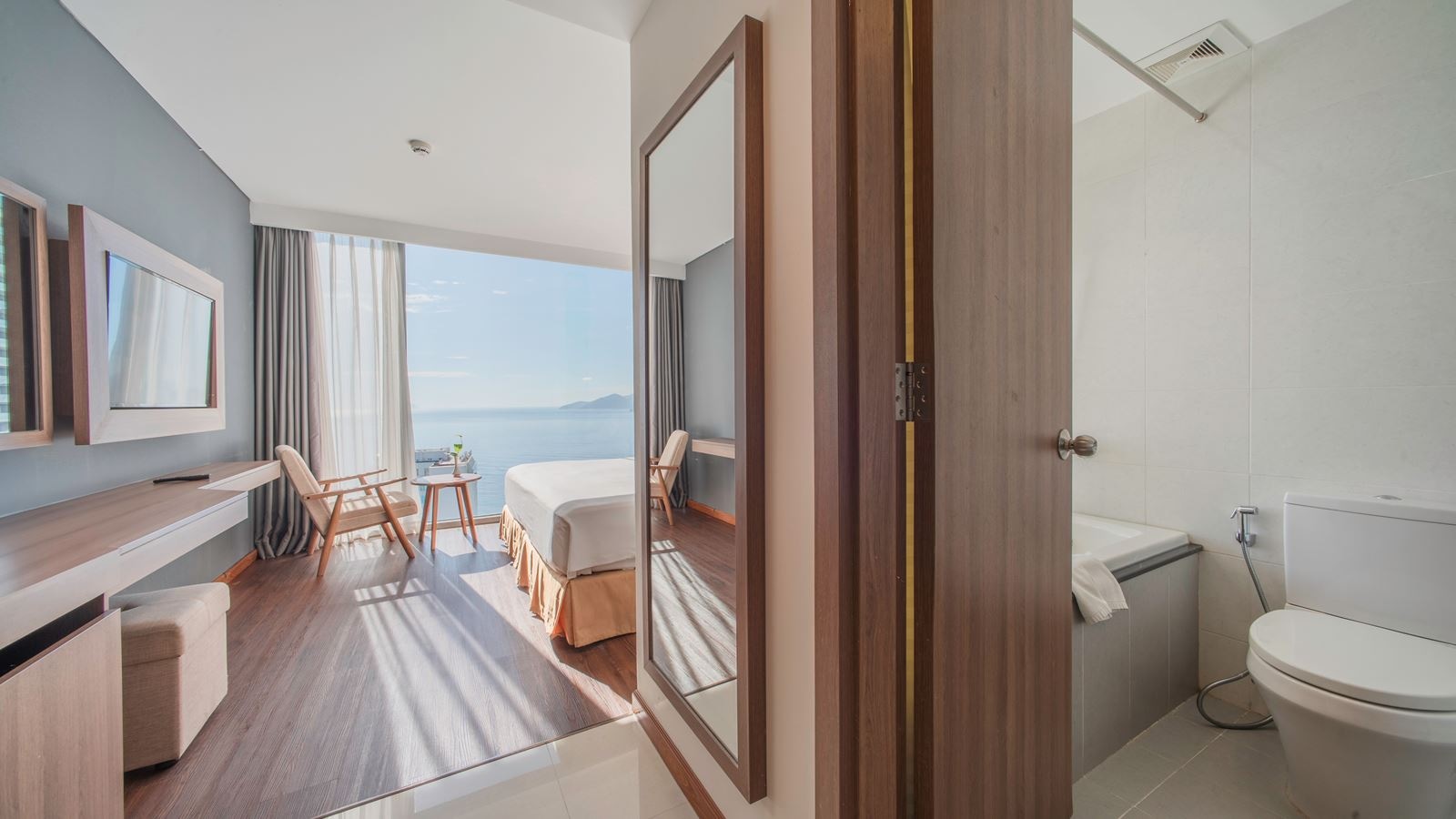 rooms-senior-ocean-view