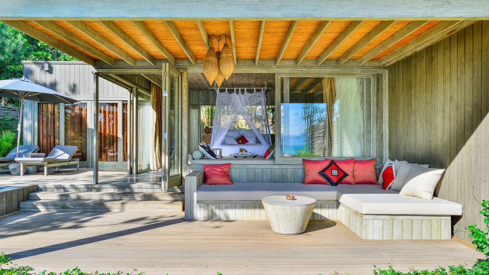 rooms-beachfront-pool-villa