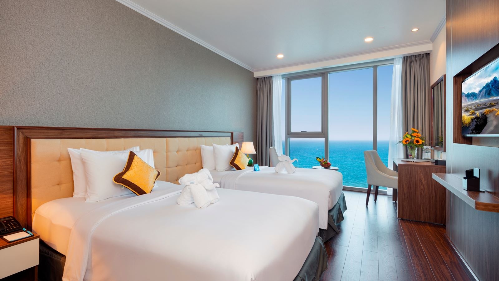 rooms-deluxe-ocean-view