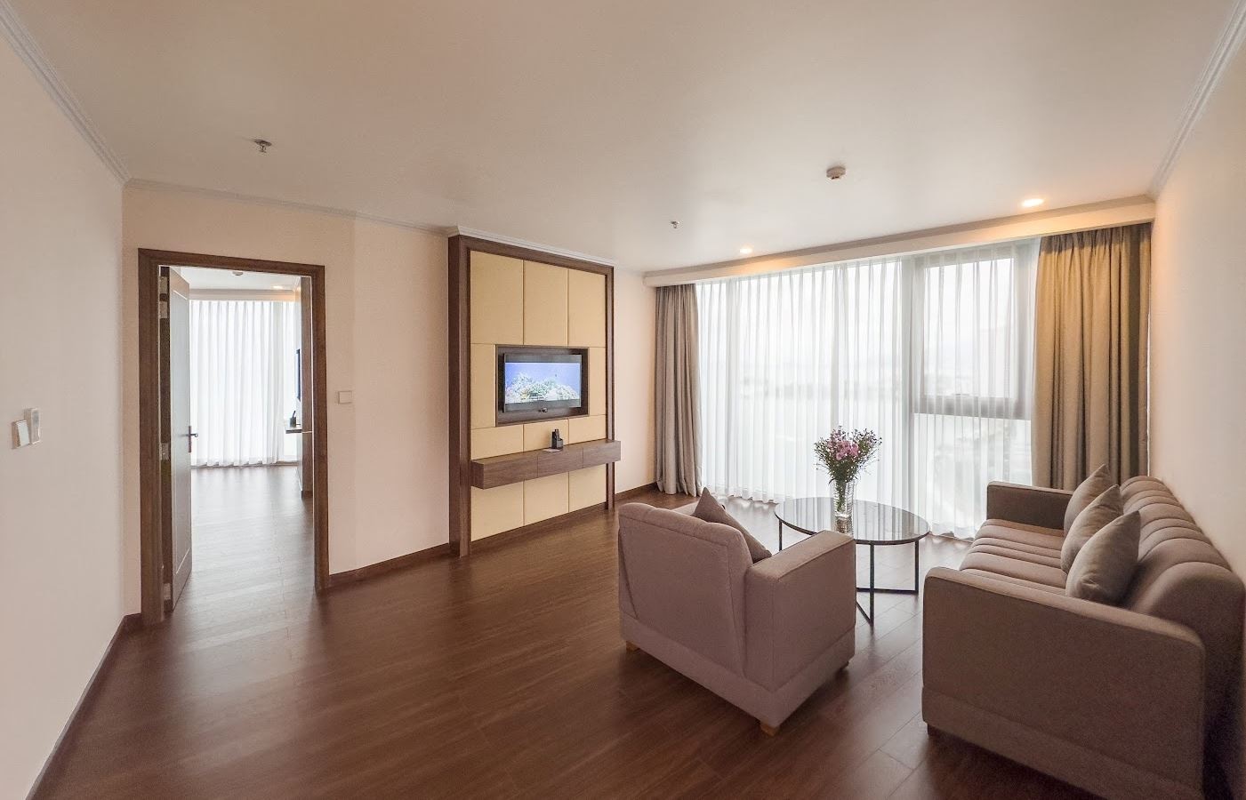 rooms-executive-suite
