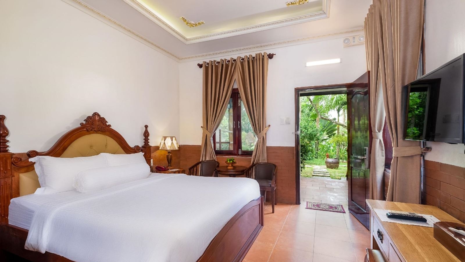 rooms-room-superior-garden-view