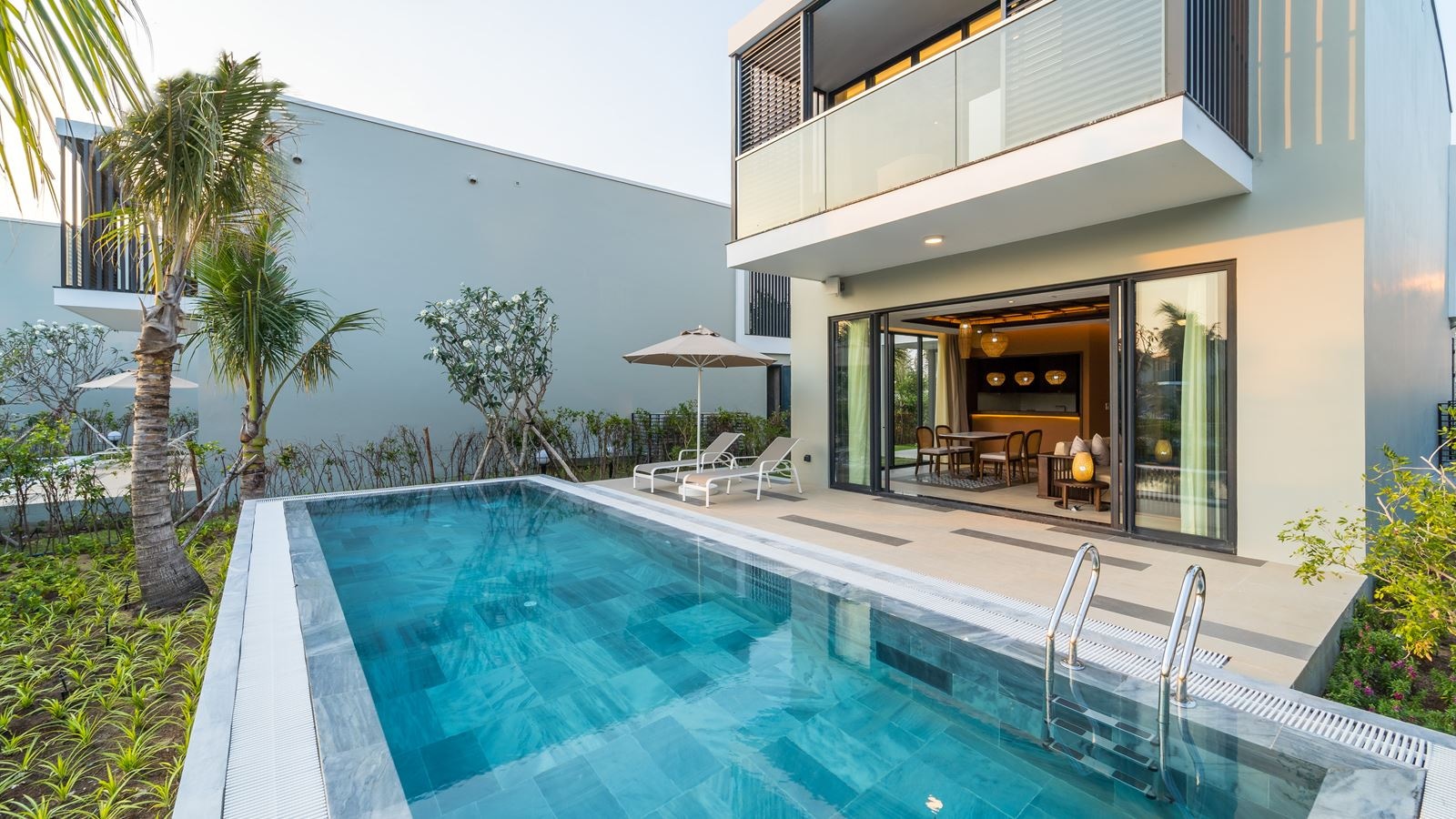 rooms-deluxe-villa-3-bedrooms