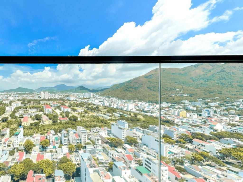 rooms-superior-citymoutain-view-with-balcony