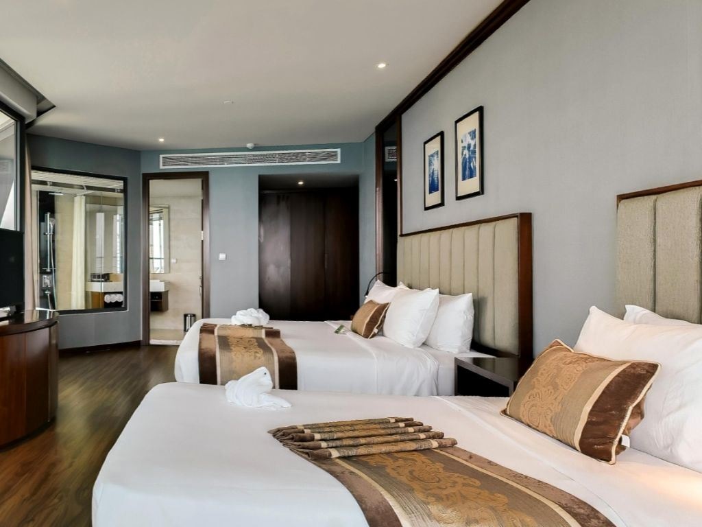 rooms-pacific-triple-with-balcony