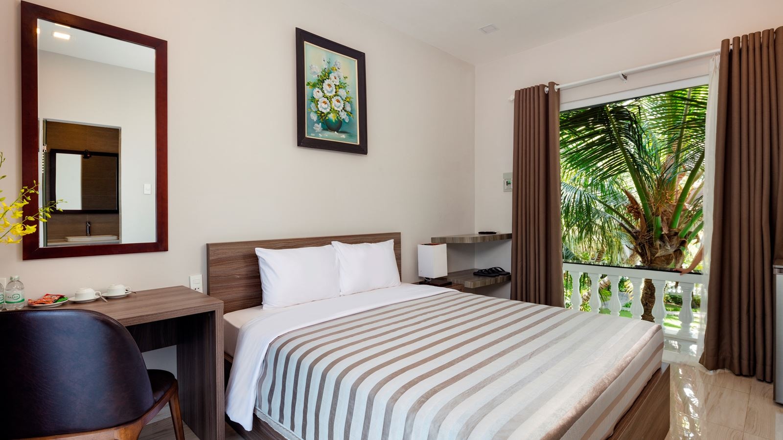 rooms-room-deluxe-double