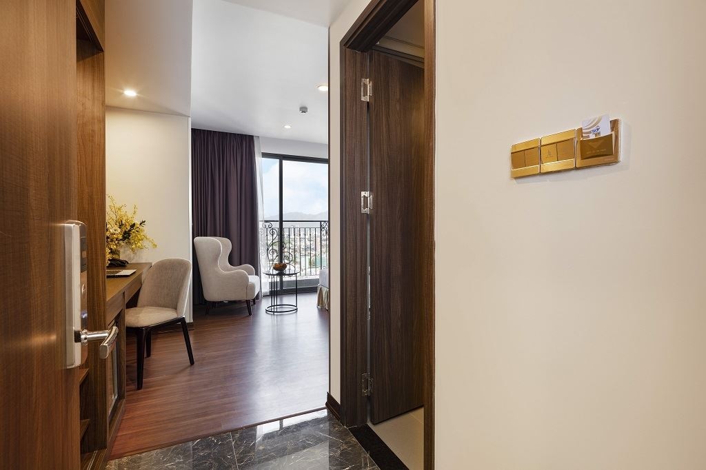 rooms-studio-with-balcony-child-without-extra-bed