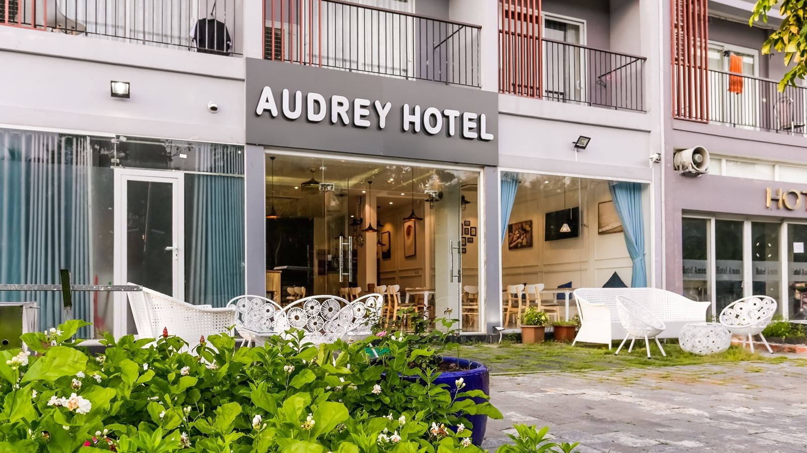 general-main-building