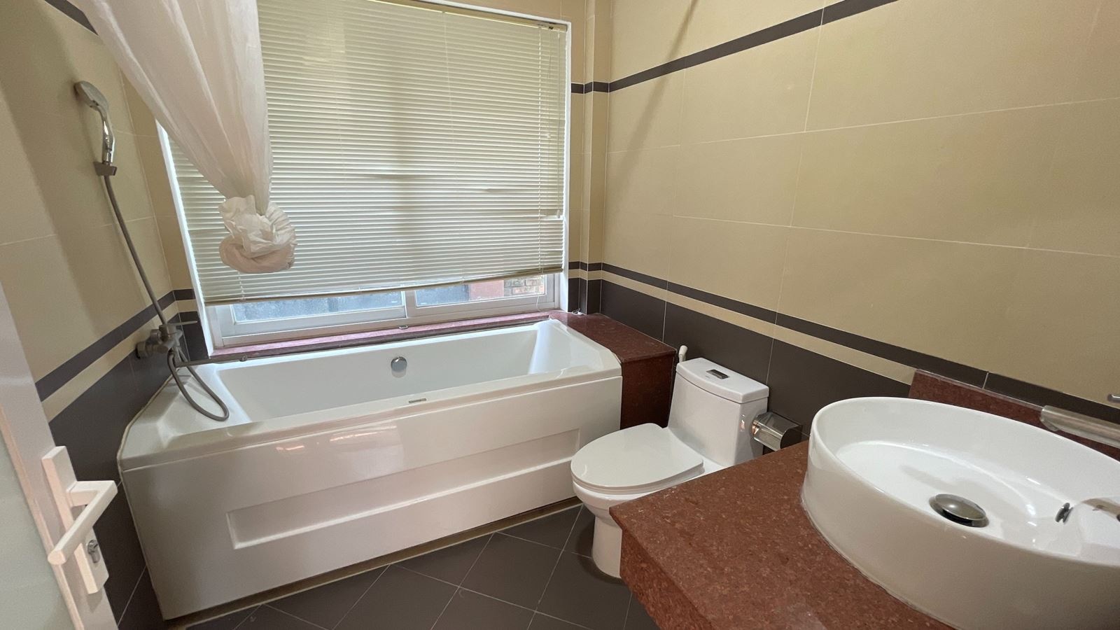 rooms-deluxe-ocean-view-with-balcony