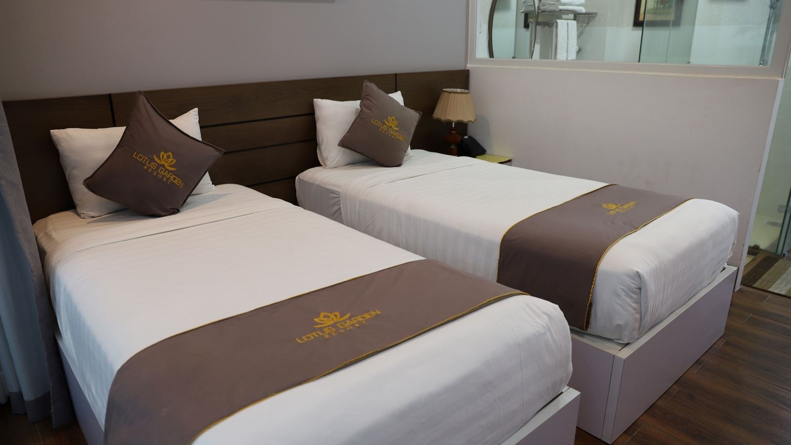 rooms-standard-with-balcony-child-without-extra-bed