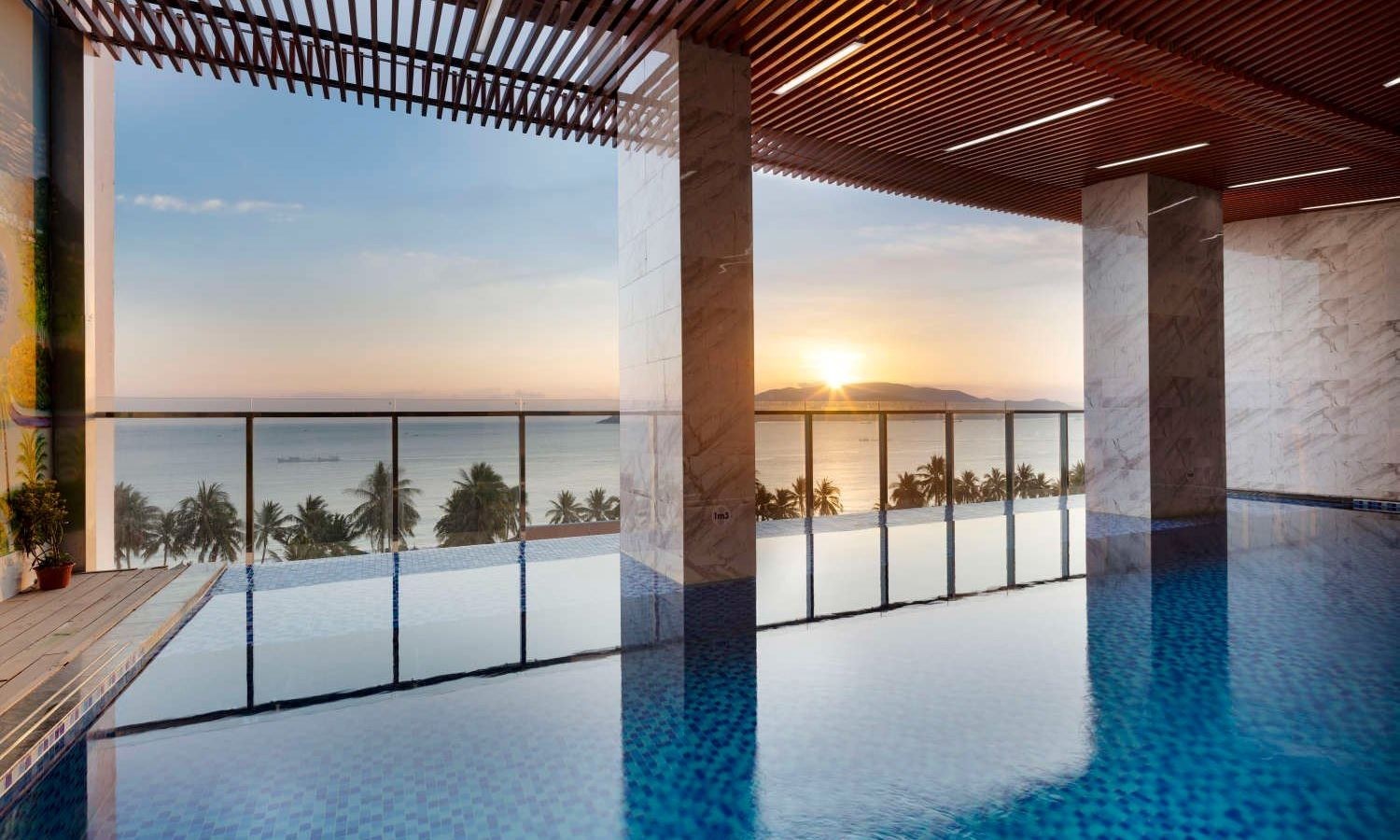 pools-outdoor--indoor-pool