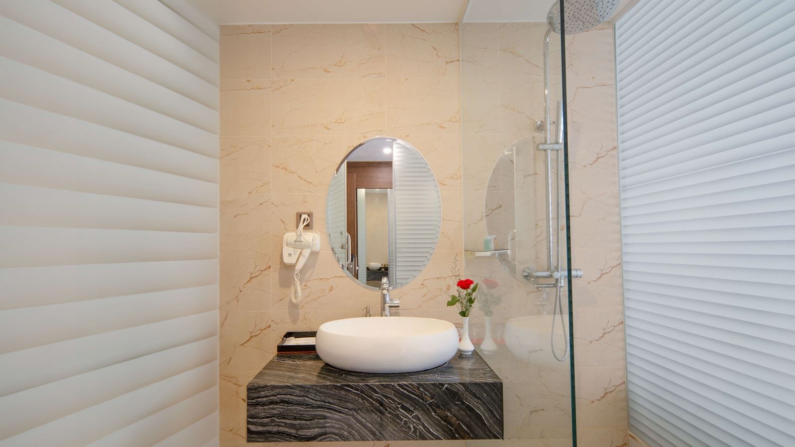 rooms-deluxe-partial-sea-view-child-without-extra-bed