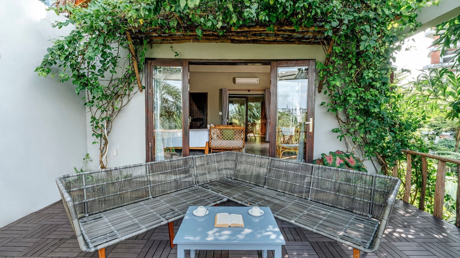 rooms-m-house-family