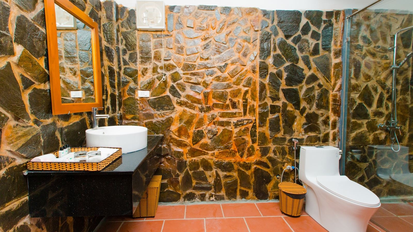 rooms-bungalow-family-pool-view