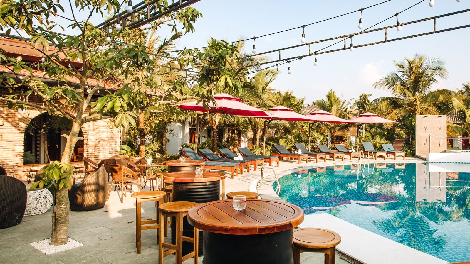 bars-outdoor-wine-bar