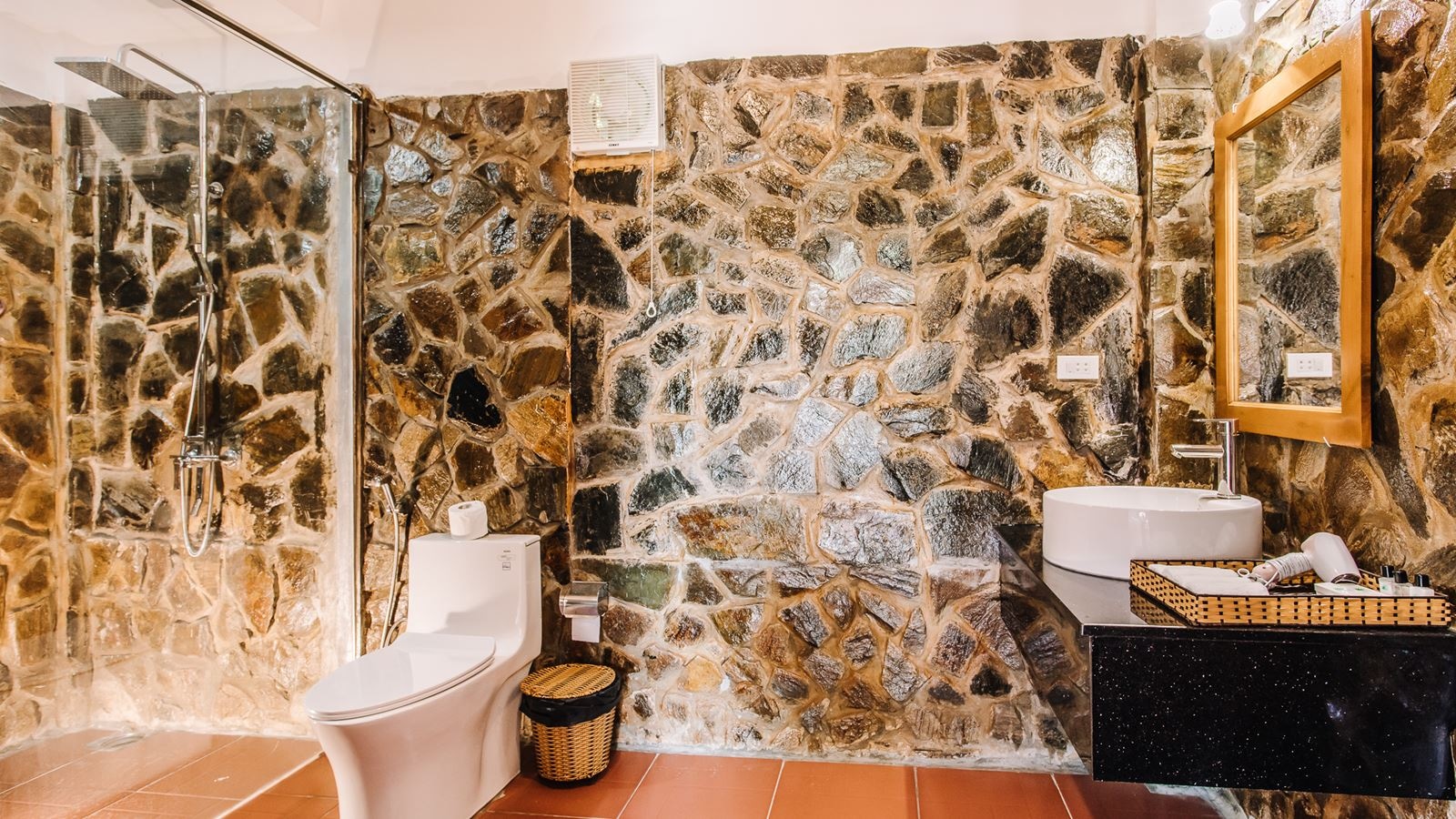 rooms-bungalow-garden-view